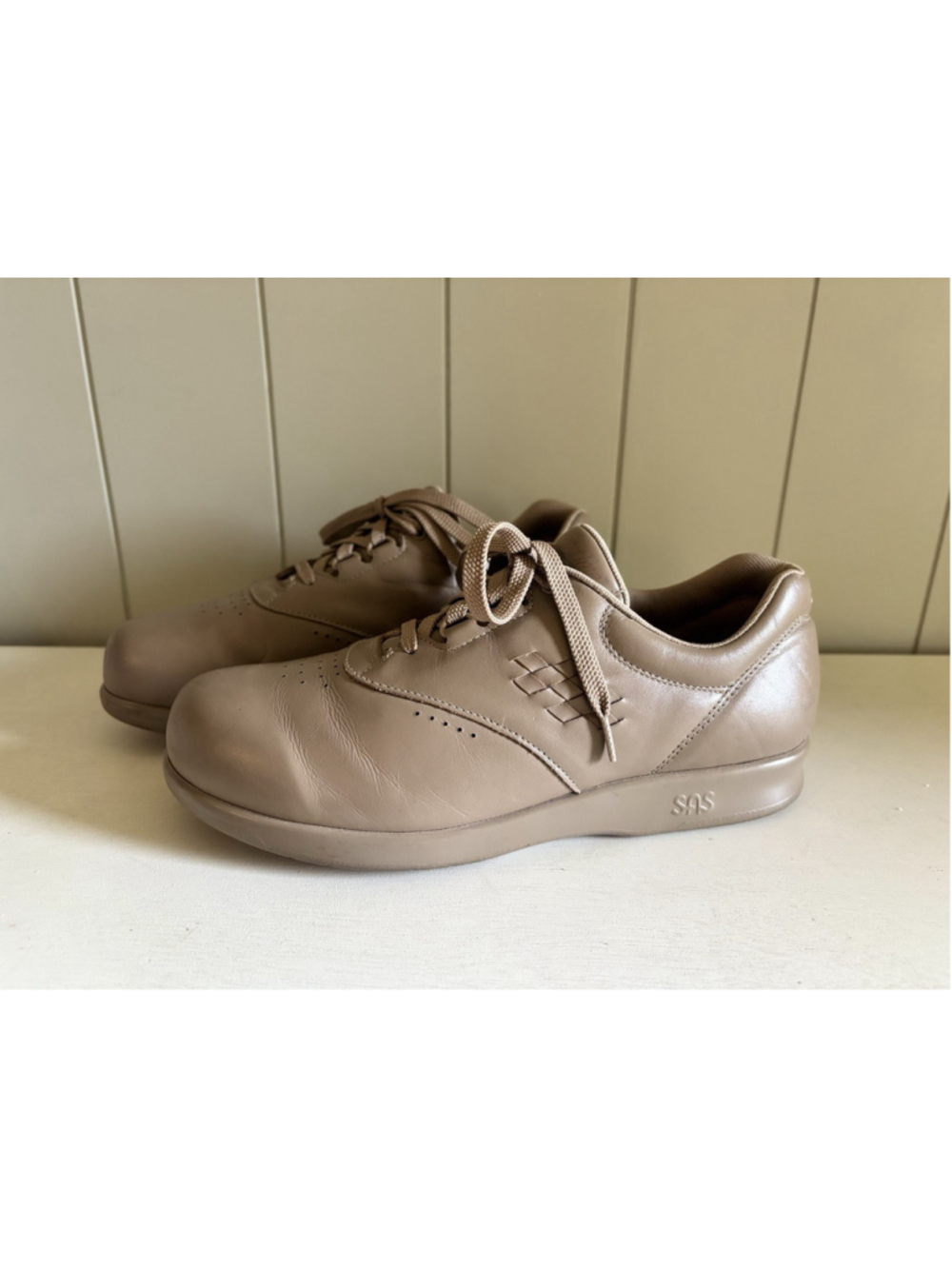 SAS Free Time Walking Shoes Mocha Tan Leather Comfort Women’s 10 Wide Sneakers